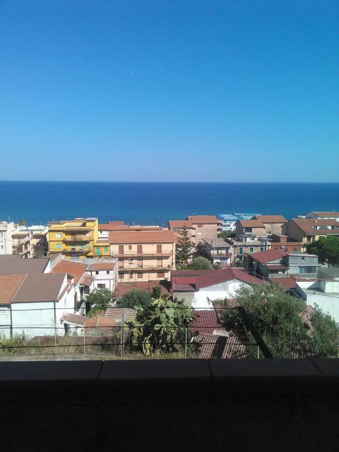 Villa Spaia Brancaleone Marina Exteriör bild